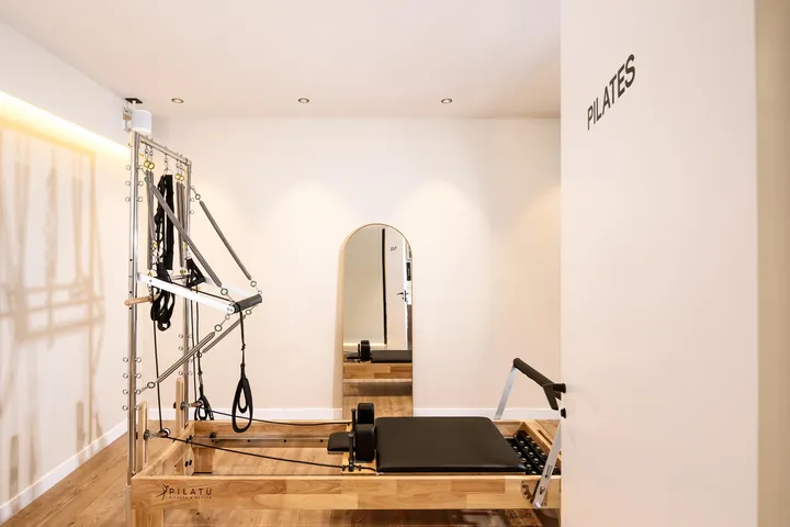 Estudi de Strength i Pilates Reformer a Sitges